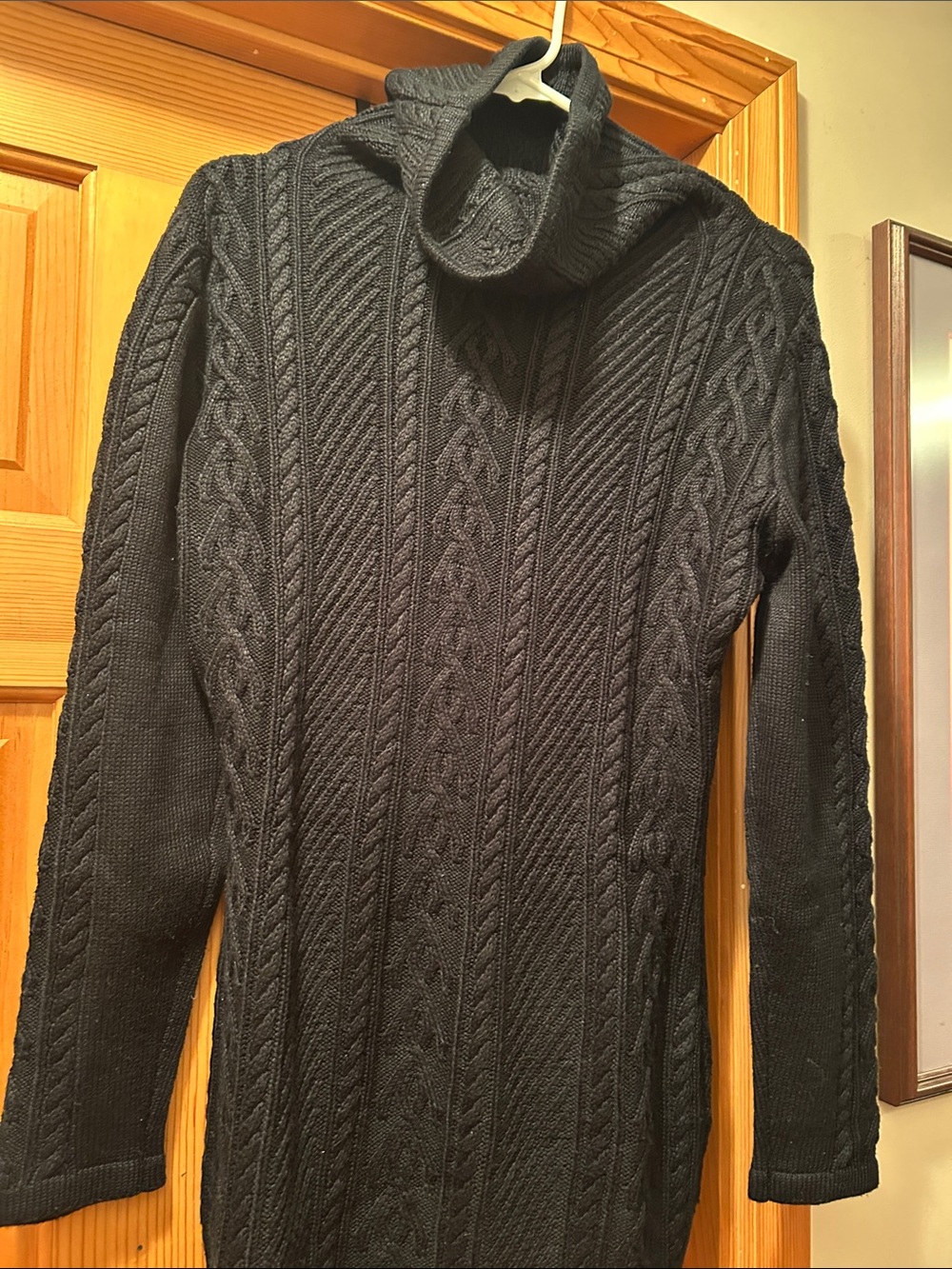 Women's Black Cable-Knit Turtleneck Sweater
